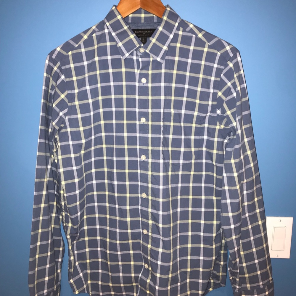Banana Republic soft wash shirt in blue